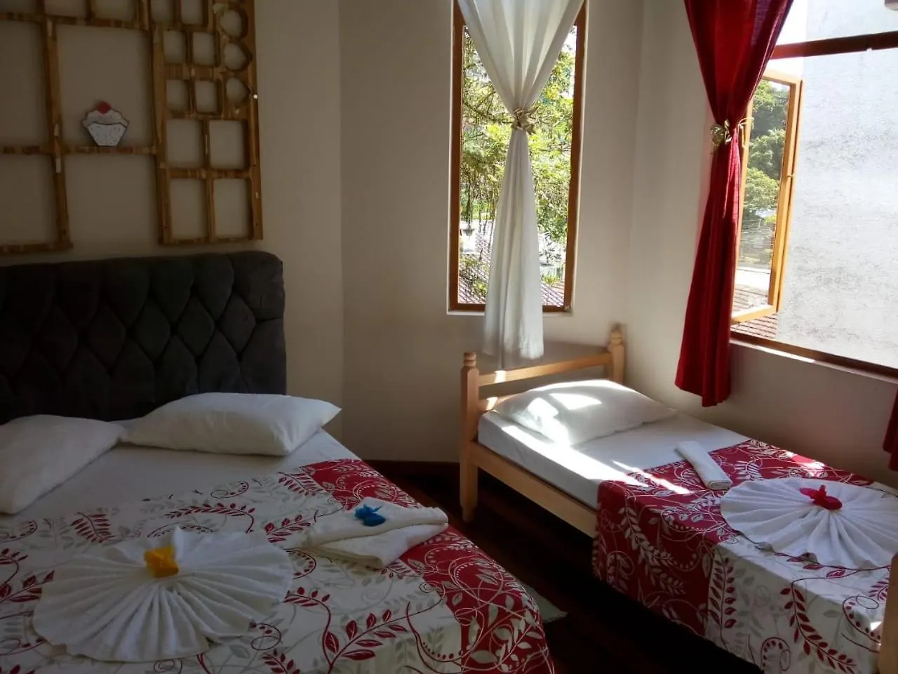 Pousada Jardim Alameda بلوميناو
